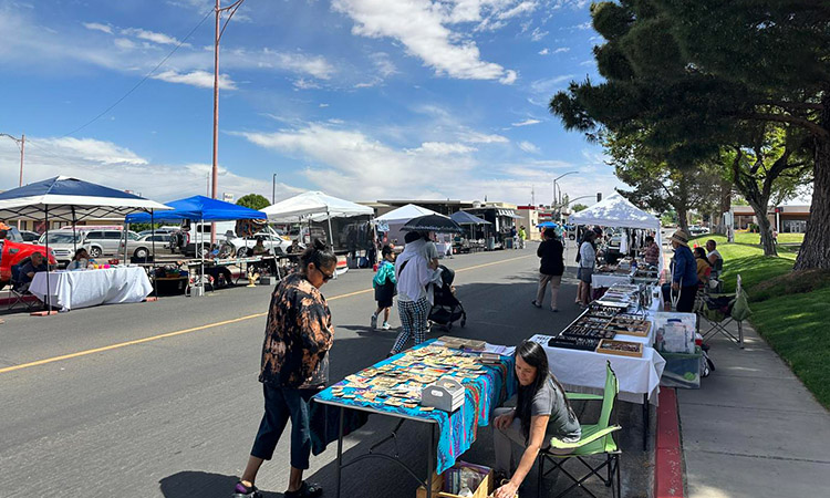 Outdoor Market