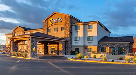 Comfort Inn & Suites